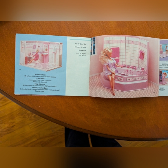 Vintage Barbie Living Pretty Furniture Catalog/Manual, Mattel 1987 - Picture 5 of 11